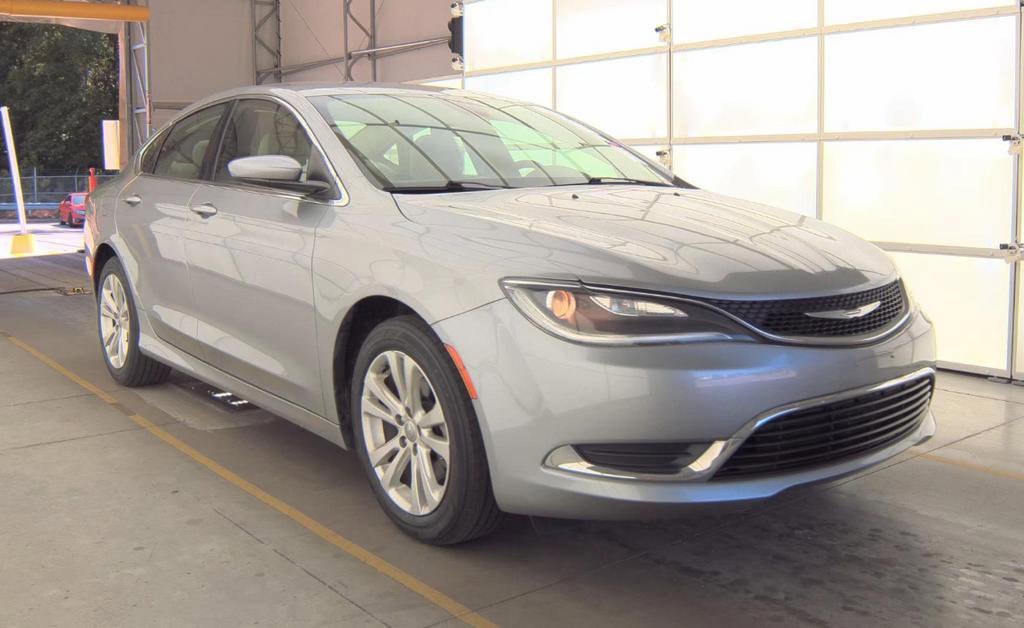 Used 2016 Chrysler 200 Limited FWD image 1