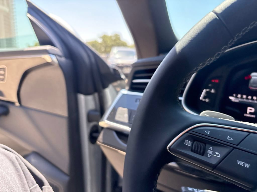 Certified 2025 Audi Q8 Premium Plus AWD/4WD image 23