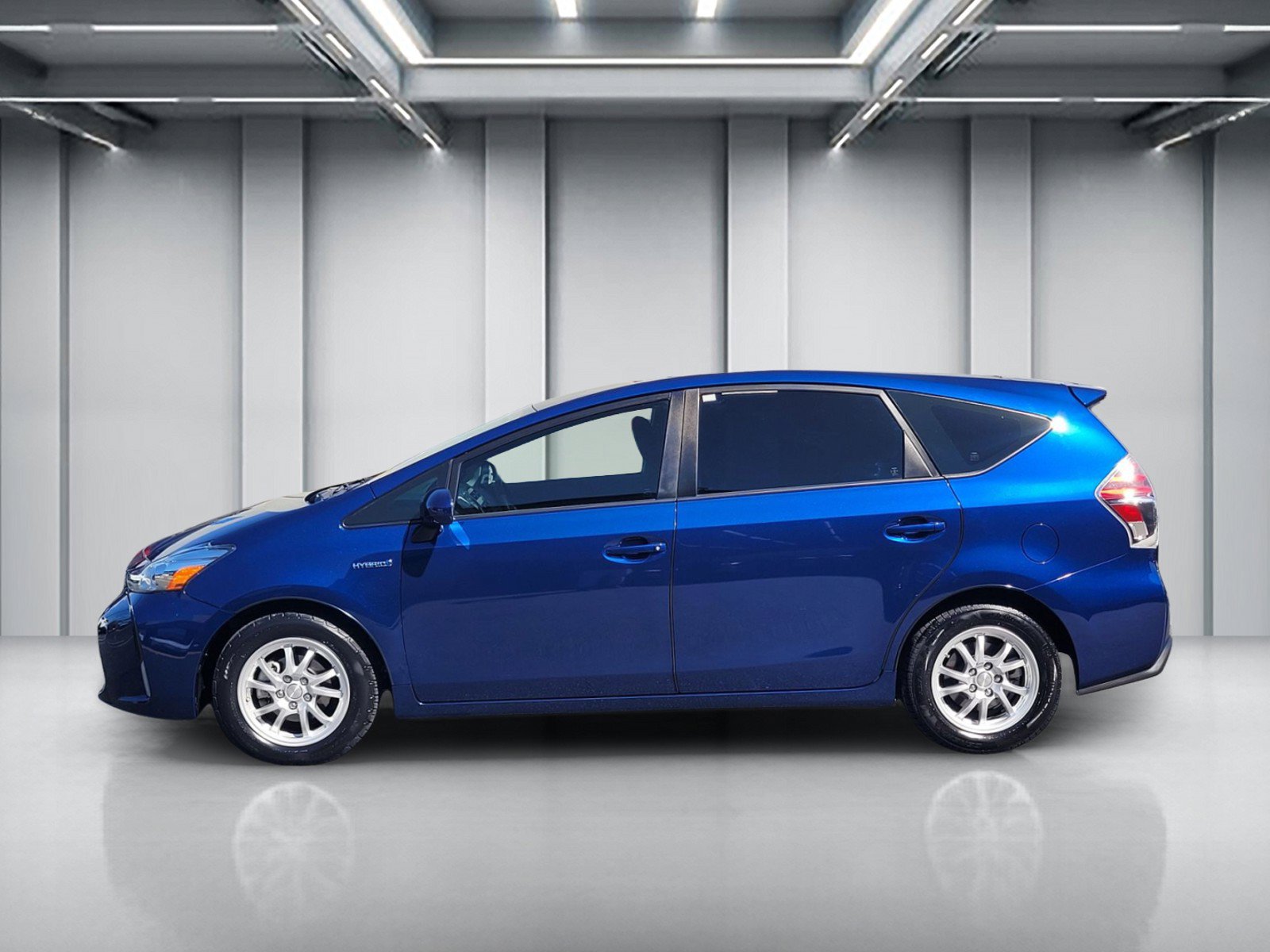 Used 2015 Toyota Prius V Three FWD image 8