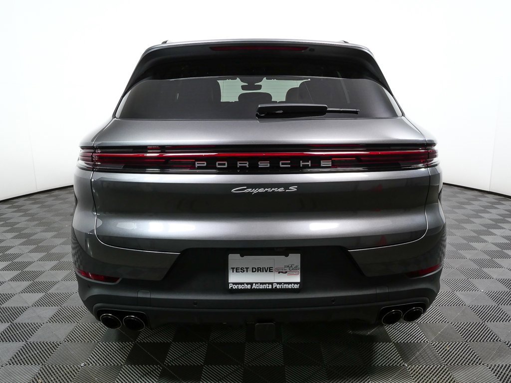 New 2026 Porsche Cayenne S image 30