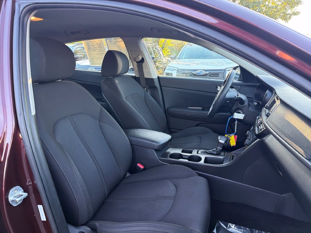 Used 2017 Kia Optima LX FWD image 28