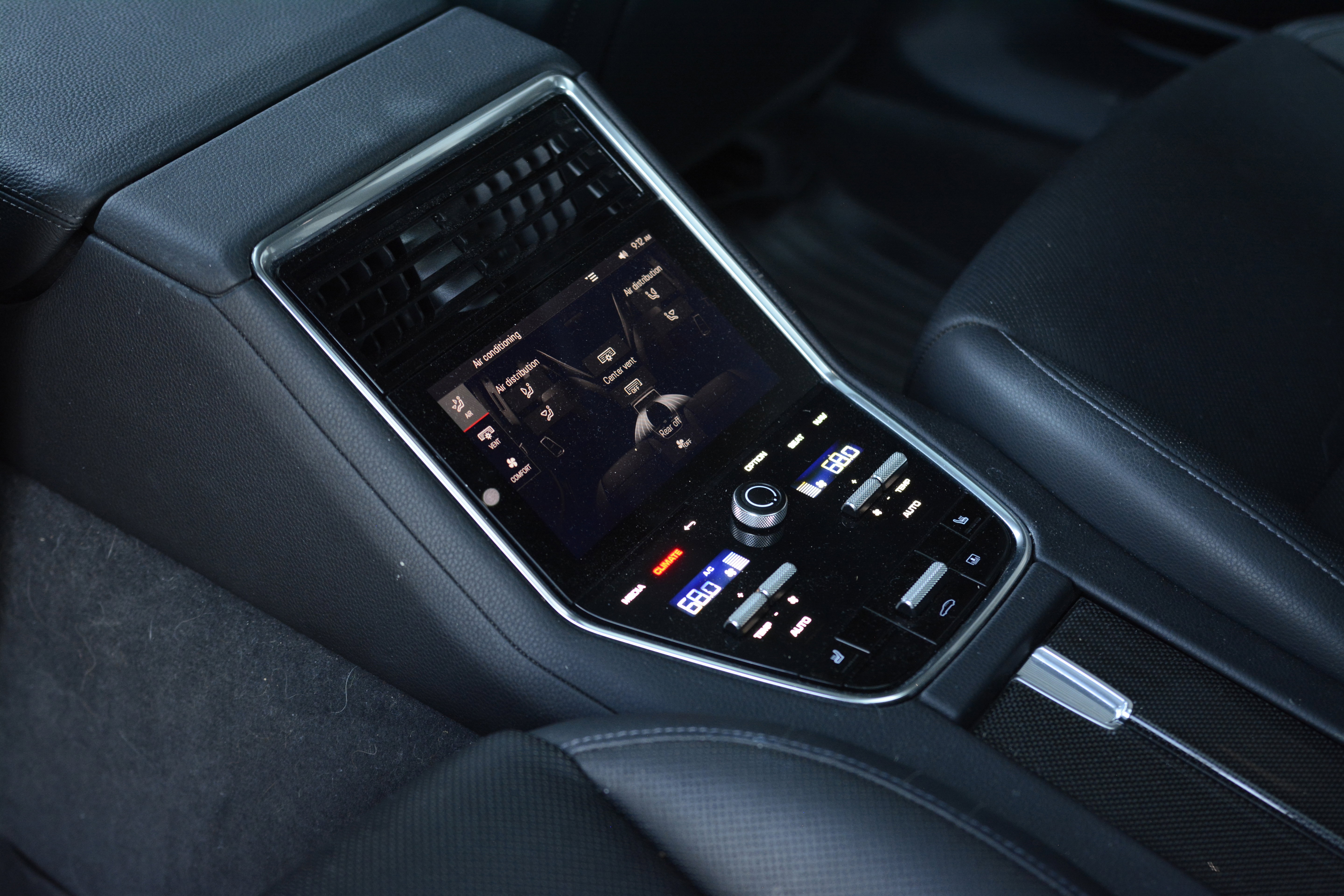 Certified 2023 Porsche Panamera Platinum Edition RWD image 32