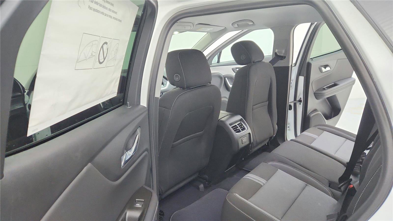 Used 2025 Chevrolet Blazer LT image 27