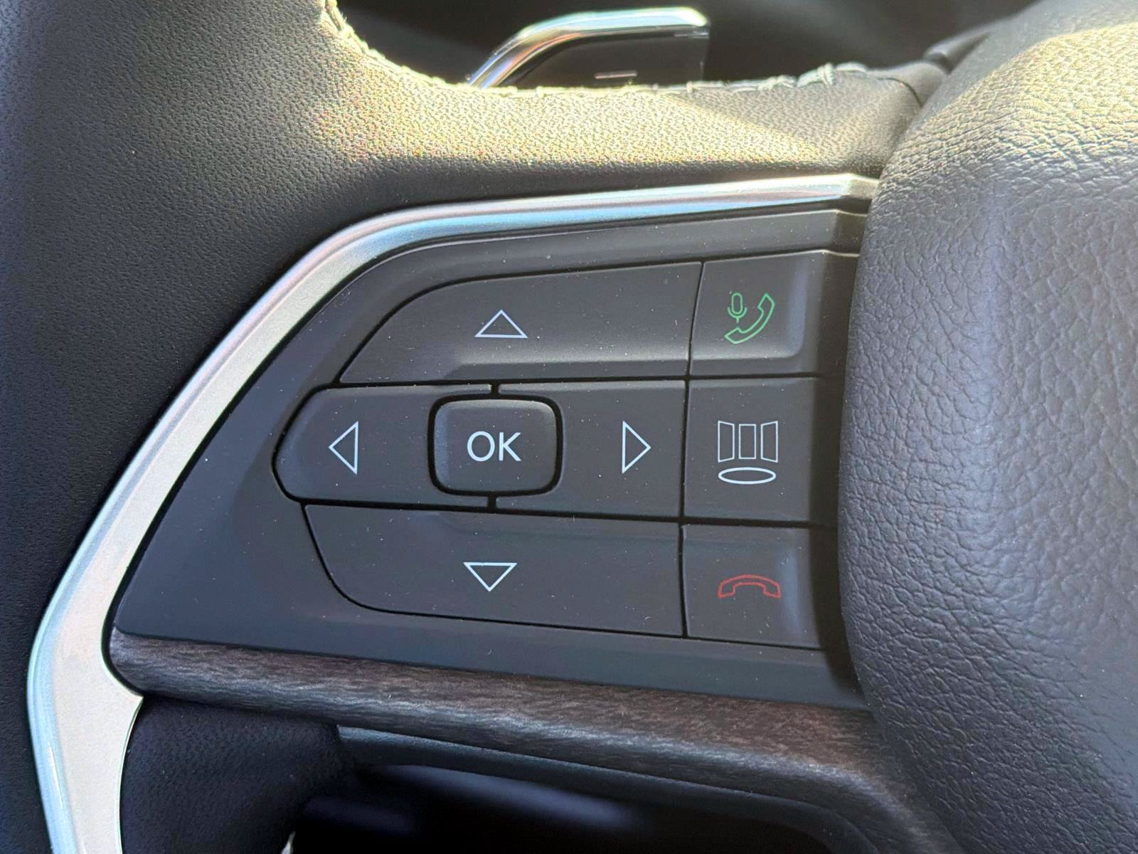 New 2026 Jeep Grand Cherokee Limited AWD/4WD image 13