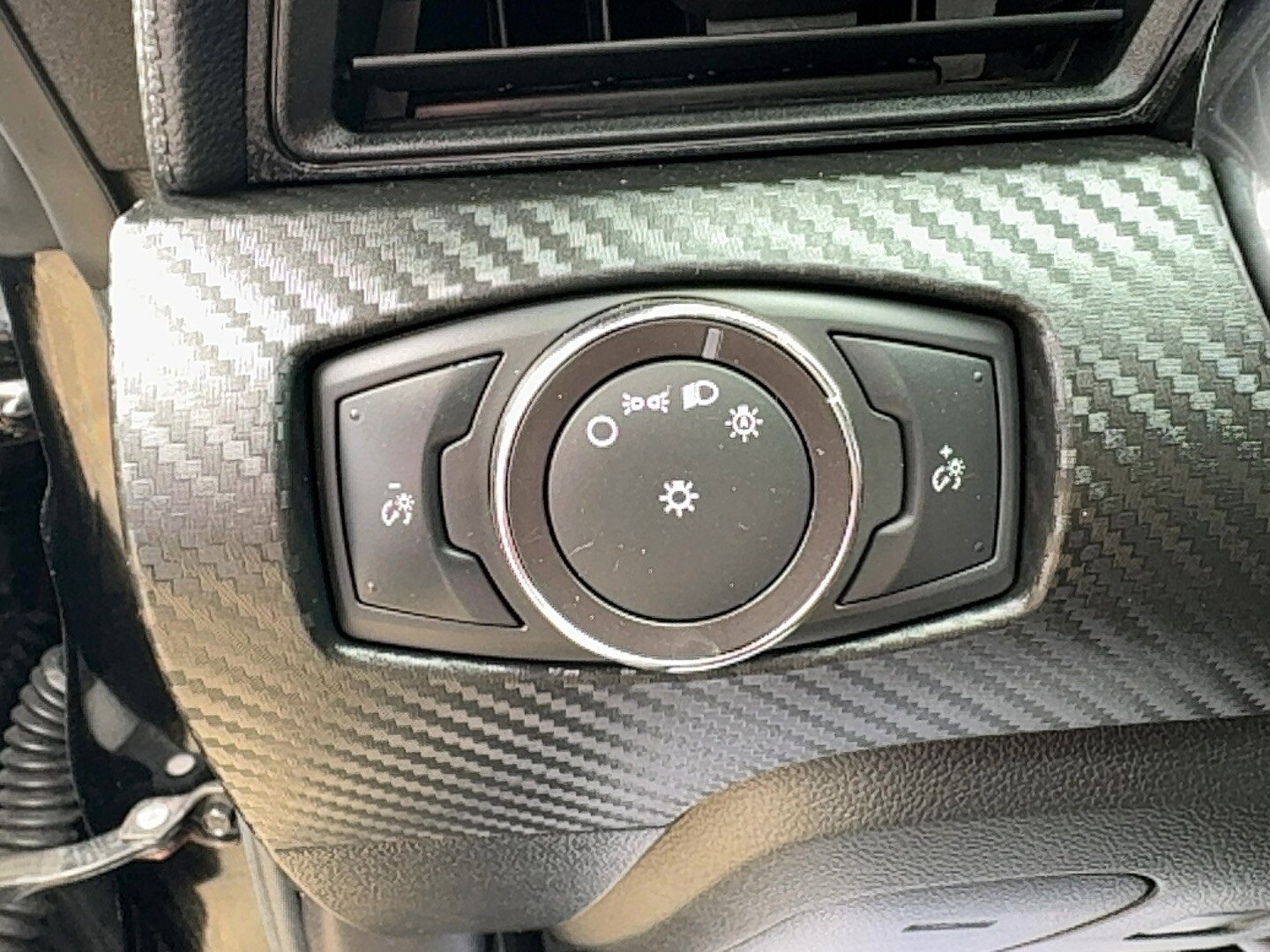Used 2019 Ford Mustang Coupe RWD image 11
