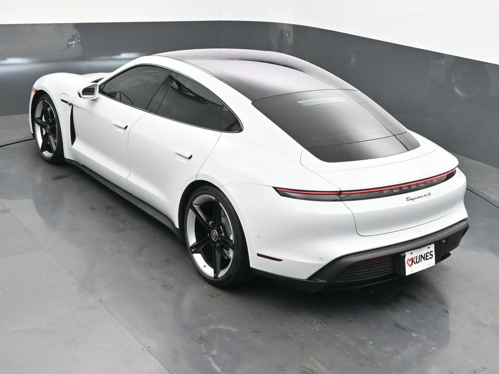 Used 2020 Porsche Taycan 4S image 42