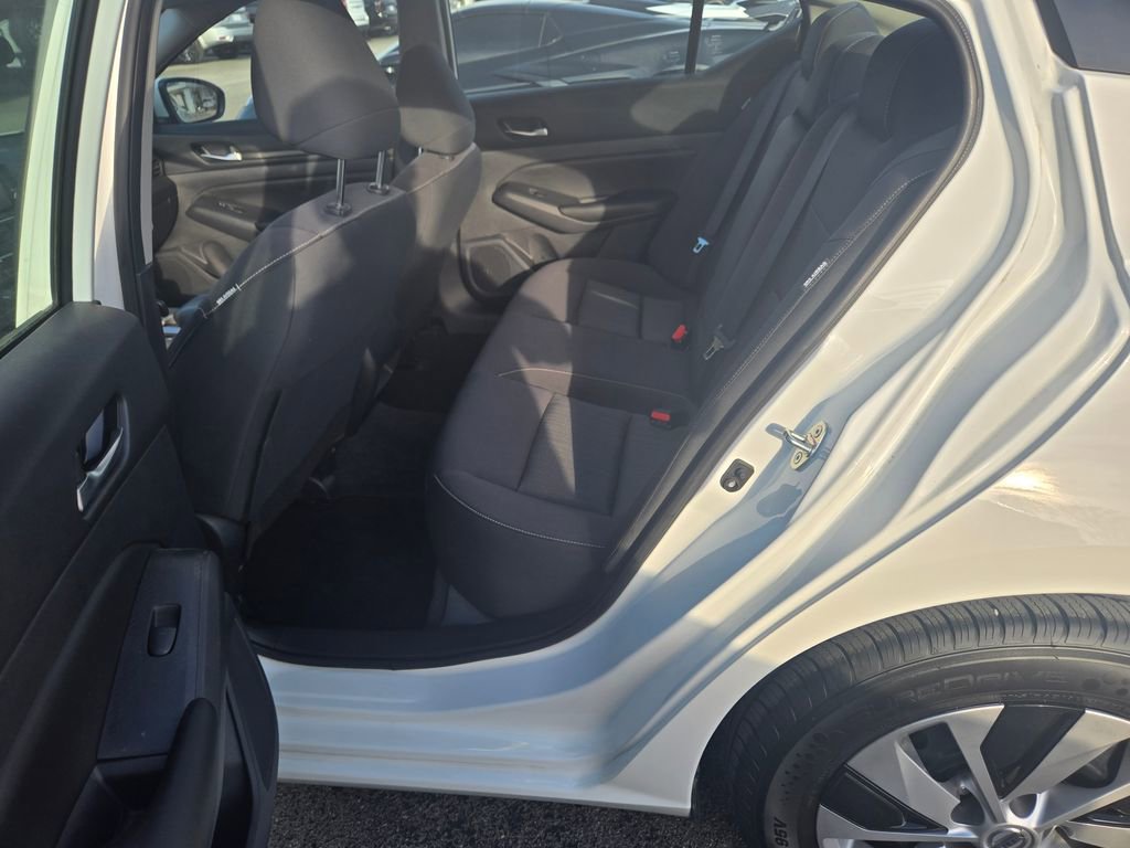 Used 2022 Nissan Altima 2.5 S image 7