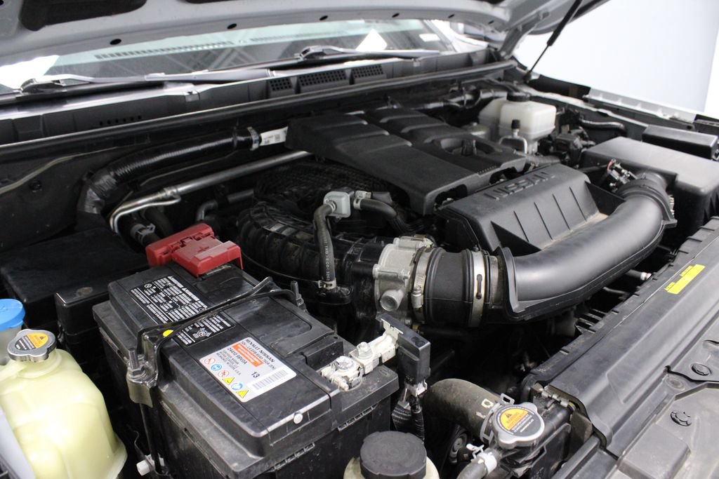 Used 2023 Nissan Frontier PRO-4X w/ Pro-4X Premium Package AWD/4WD image 14
