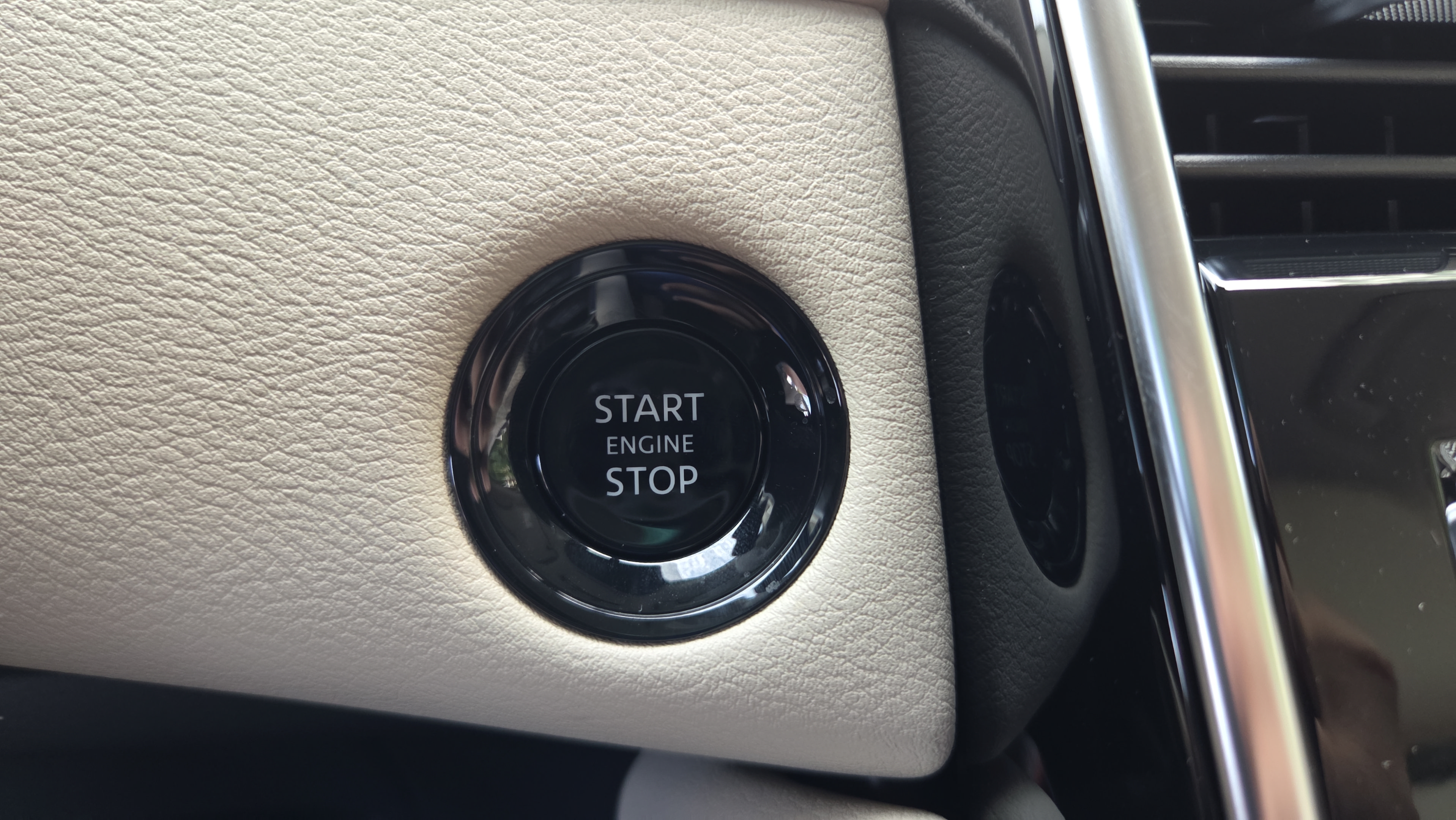 New 2026 Nissan Armada Platinum RWD image 22