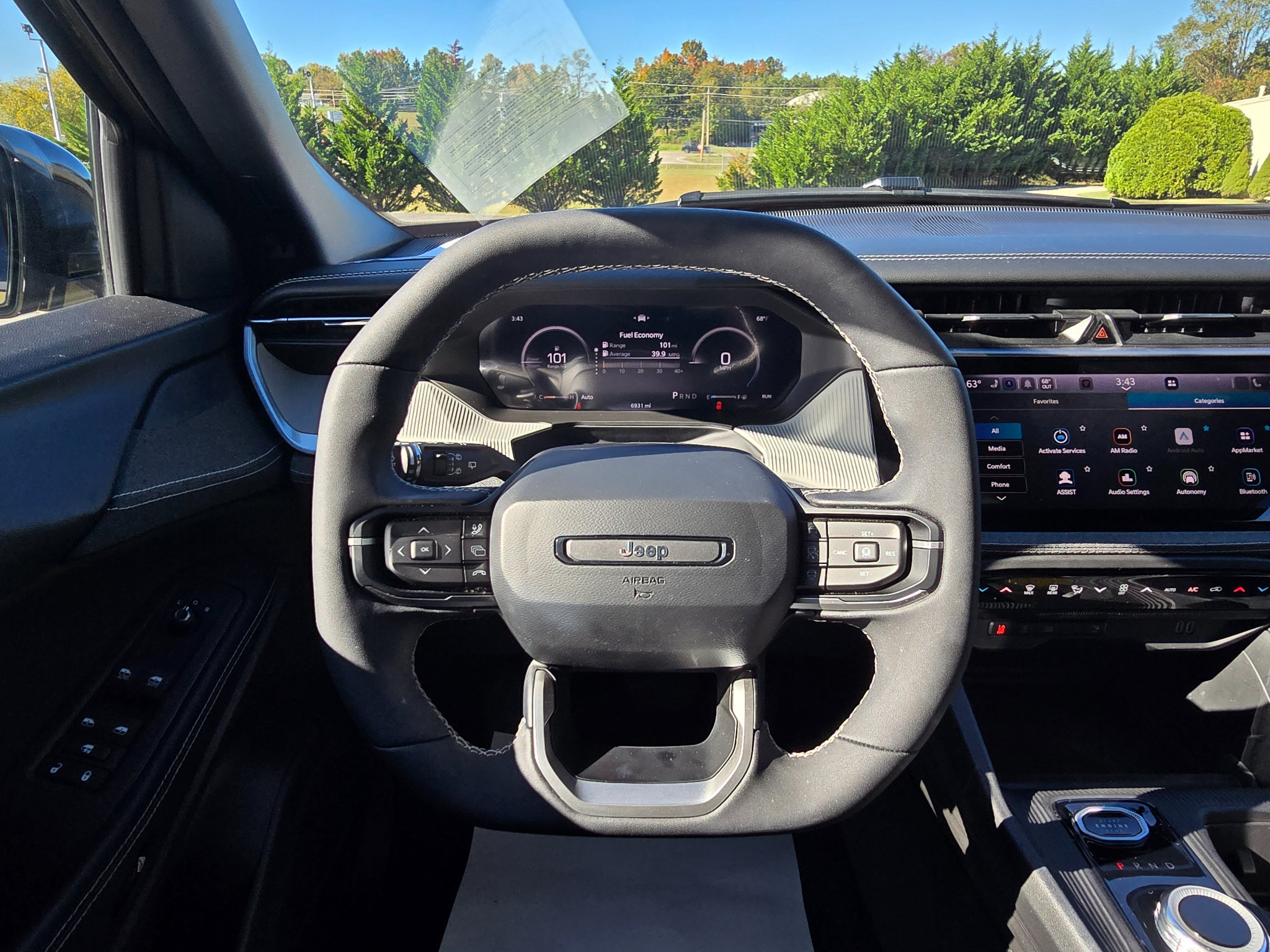 Used 2026 Jeep Cherokee Laredo AWD/4WD image 15