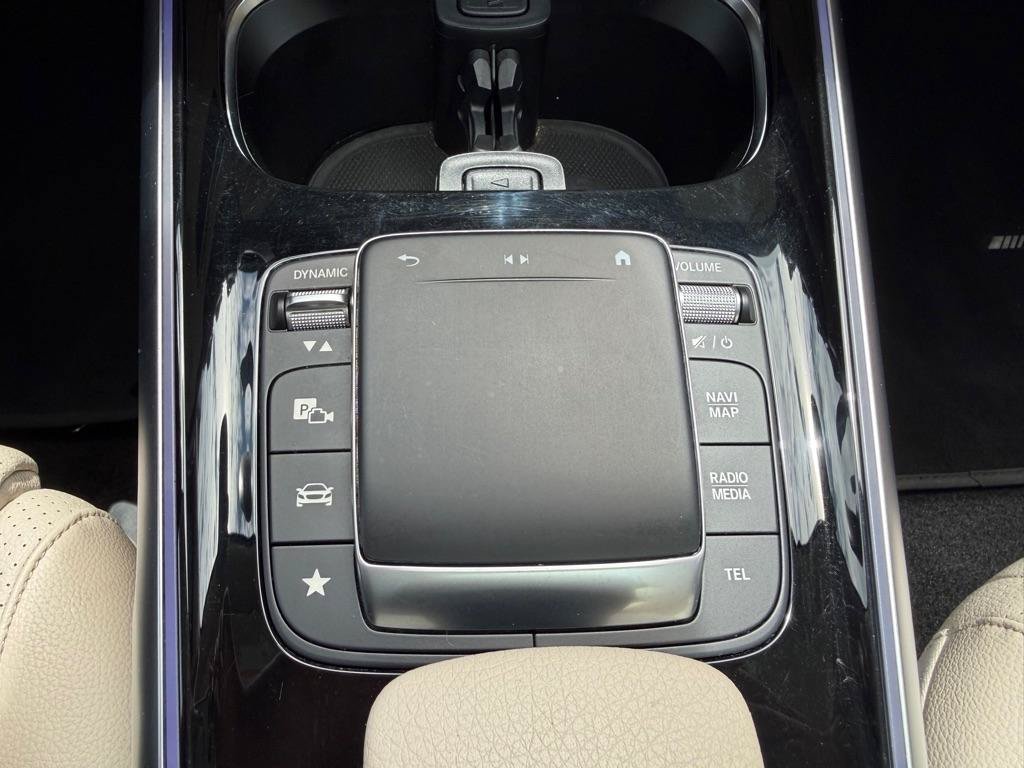 Used 2022 Mercedes-Benz EQB 350 4MATIC image 30