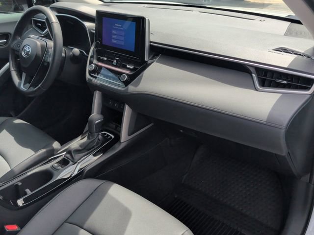 Used 2024 Toyota Corolla Cross XLE FWD image 18