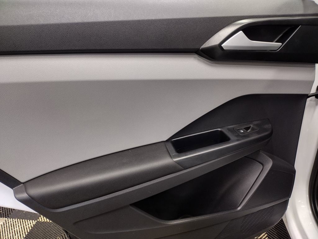 Certified 2022 Volkswagen Taos S w/ IQ Drive S Package image 20
