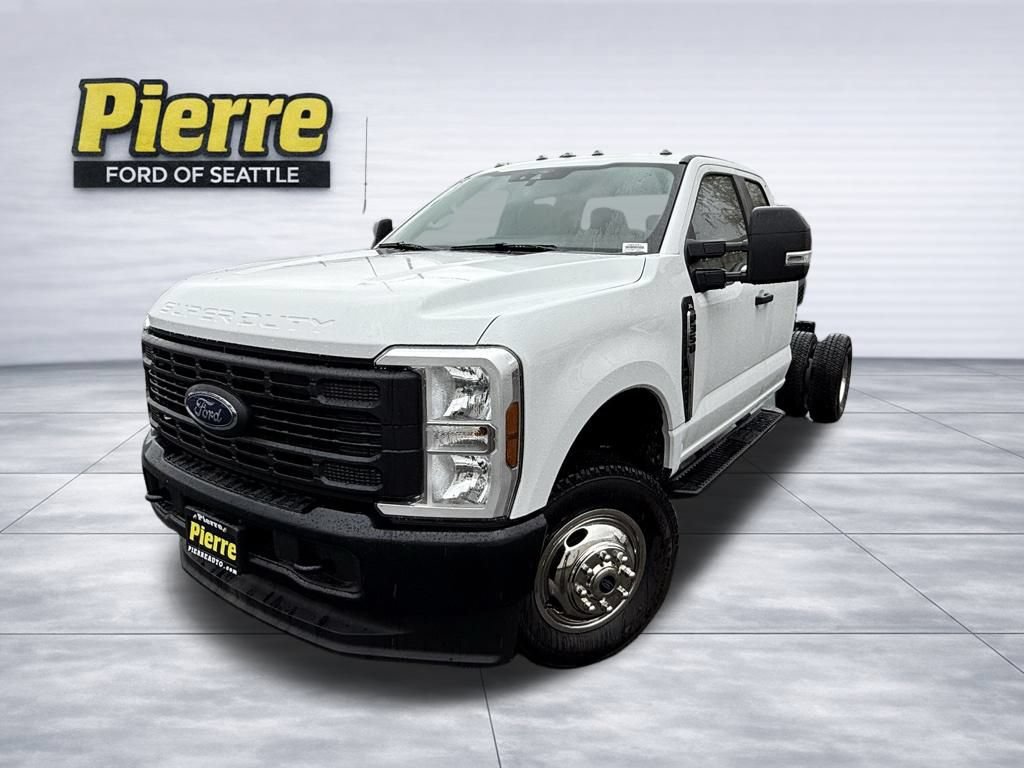 New 2025 Ford F350 XL