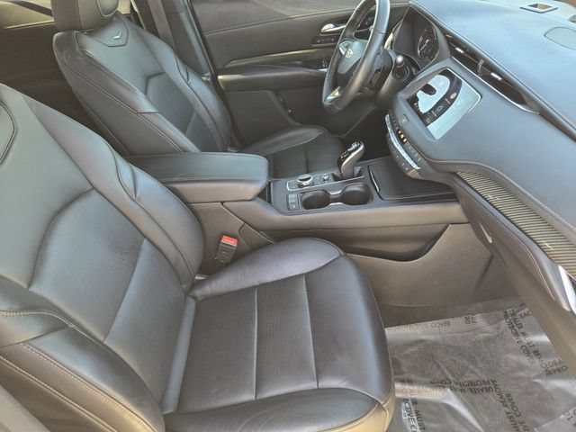 Used 2022 Cadillac XT4 Sport w/ Comfort Package FWD image 14