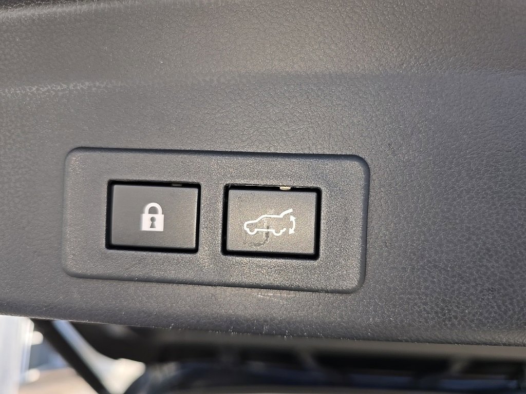 Certified 2025 Subaru Ascent Limited image 36