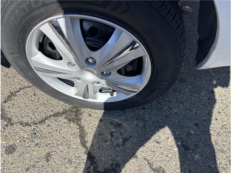 Used 2007 Toyota Corolla CE image 12