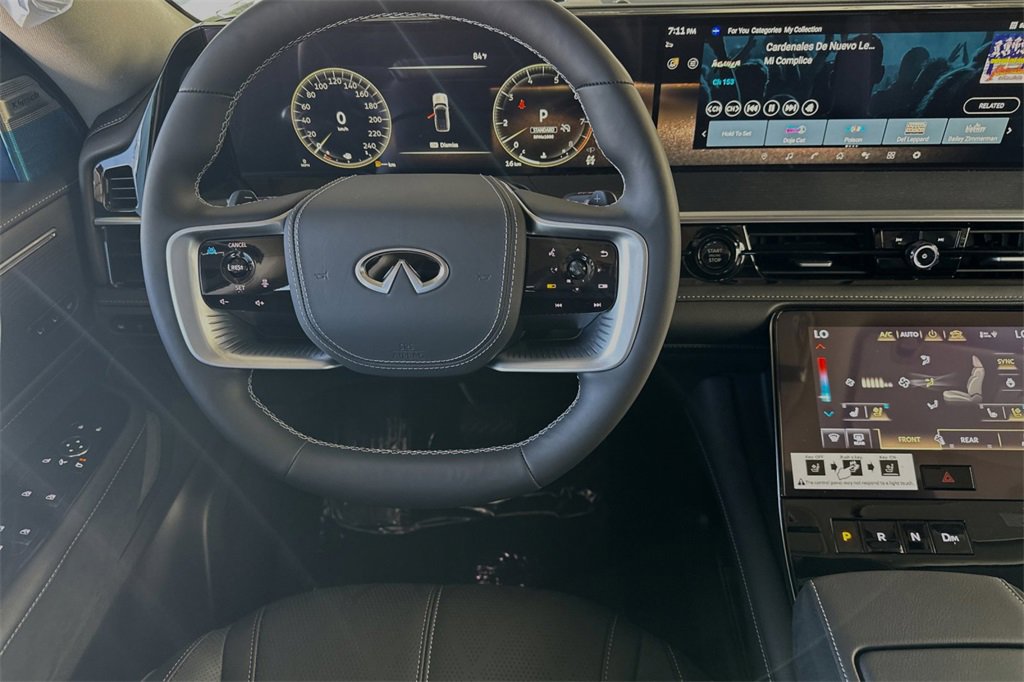New 2025 INFINITI QX80 Sensory image 12
