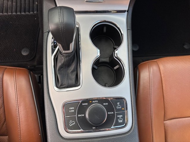 Used 2018 Jeep Grand Cherokee Summit w/ Platinum Series Group image 30