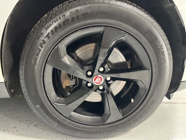 Used 2021 Jaguar F-PACE S image 14