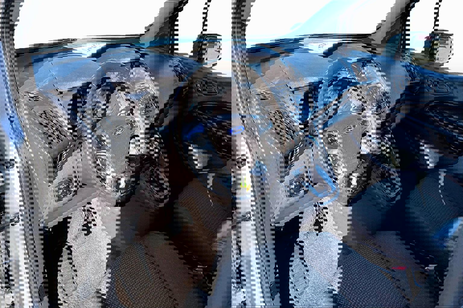 Used 2018 Ford Transit Connect XL image 12