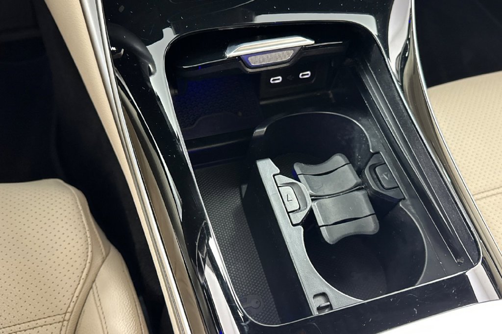 Certified 2025 Mercedes-Benz C 300 Sedan image 35