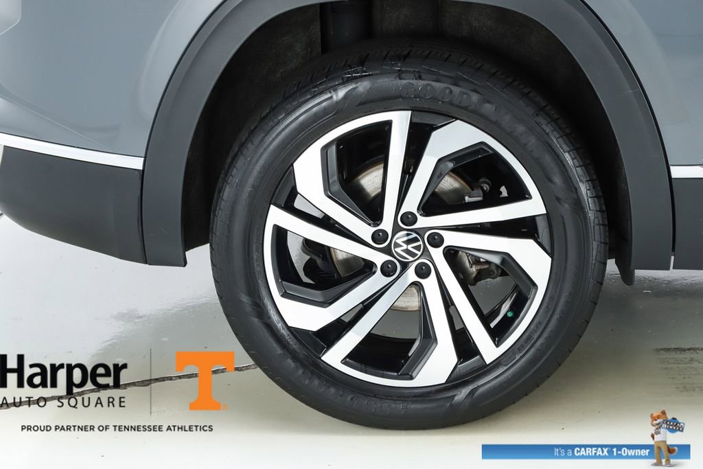 Used 2023 Volkswagen Atlas Cross Sport SEL image 52