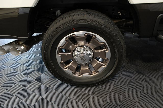 New 2025 Ford F350 King Ranch w/ FX4 Off-Road Package image 28