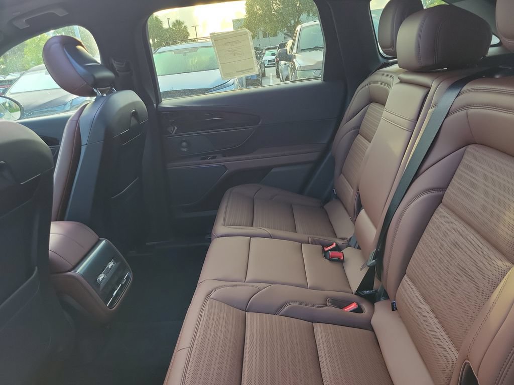 New 2026 Lincoln Nautilus Reserve AWD/4WD image 30