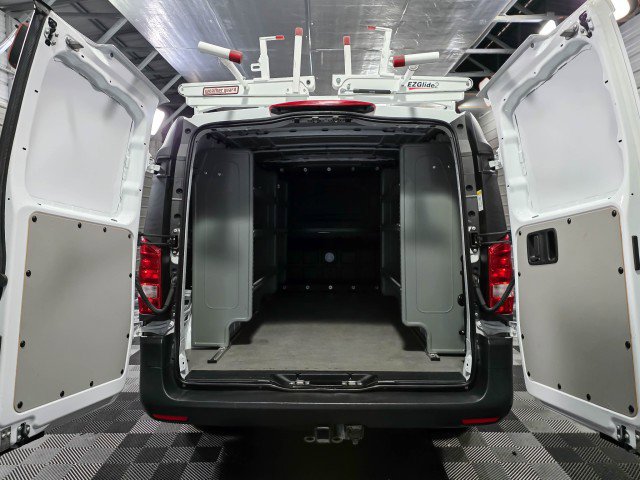 Used 2022 Mercedes-Benz Metris image 11