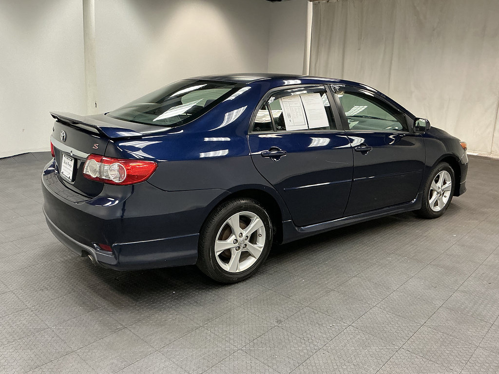 Used 2013 Toyota Corolla S w/ Preferred Accessory Pkg #2 FWD image 5