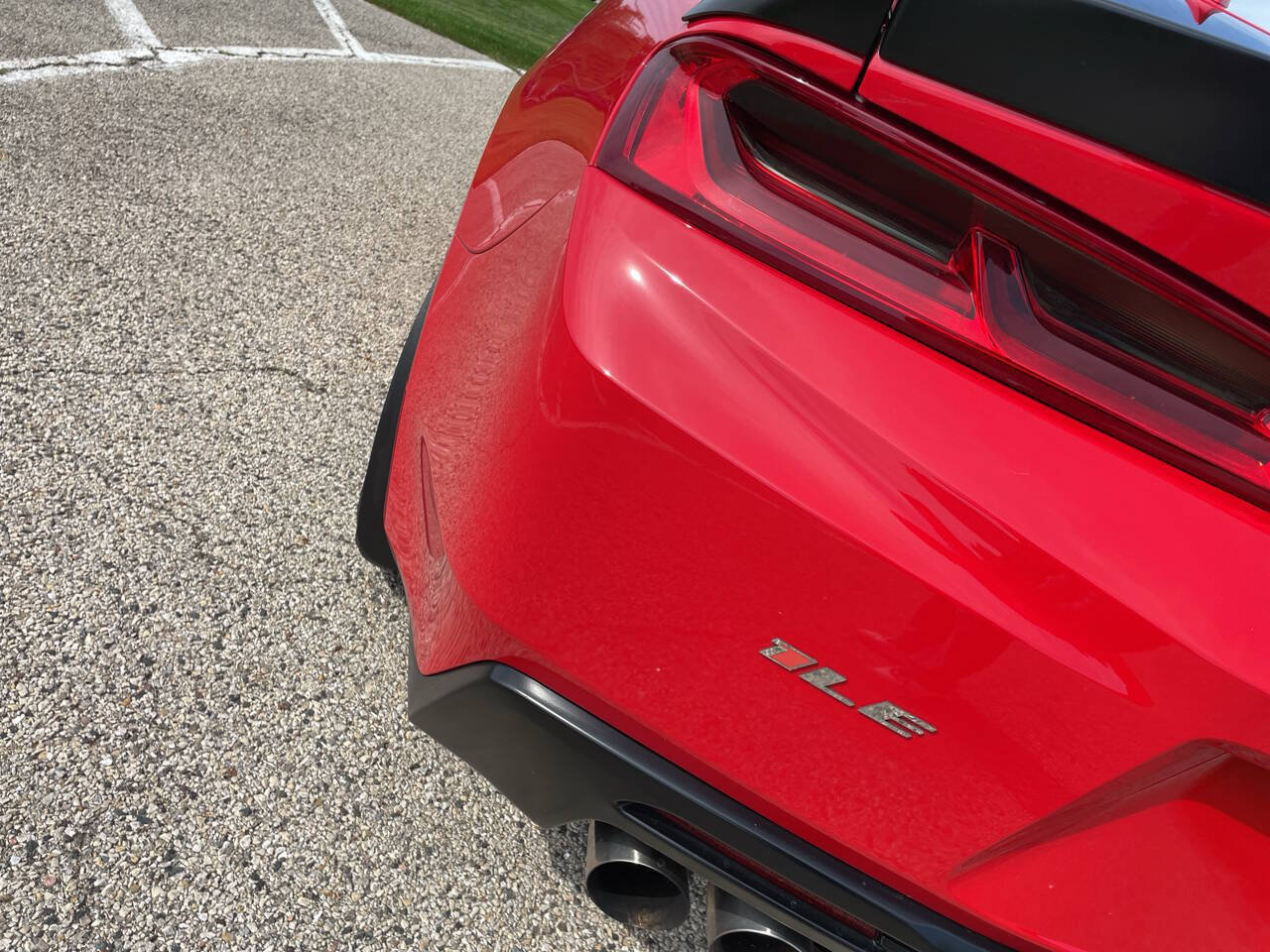 Used 2018 Chevrolet Camaro SS RWD image 76