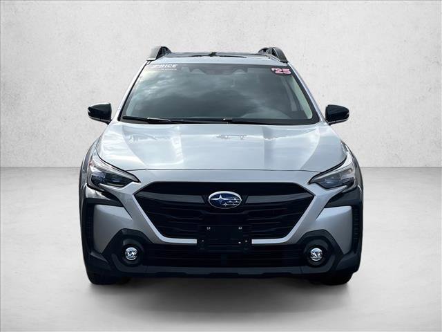 Used 2025 Subaru Outback Premium image 7