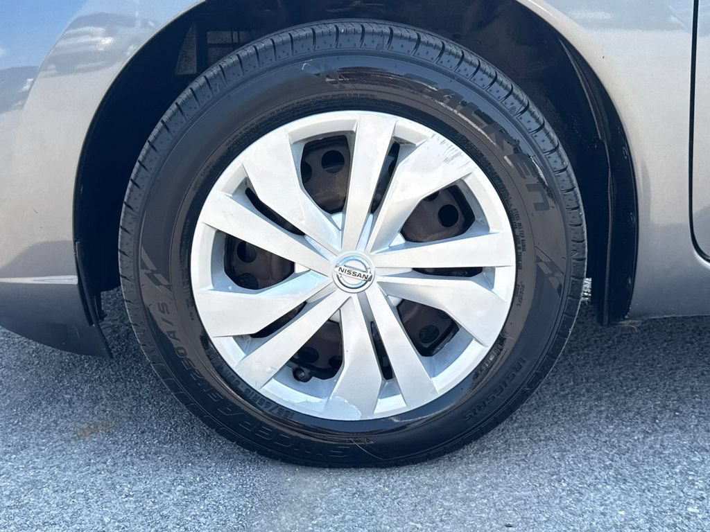 Used 2019 Nissan Versa Note SV FWD image 18