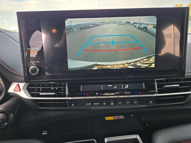 Certified 2025 Toyota Sienna XSE w/ XSE Plus Package AWD/4WD image 14