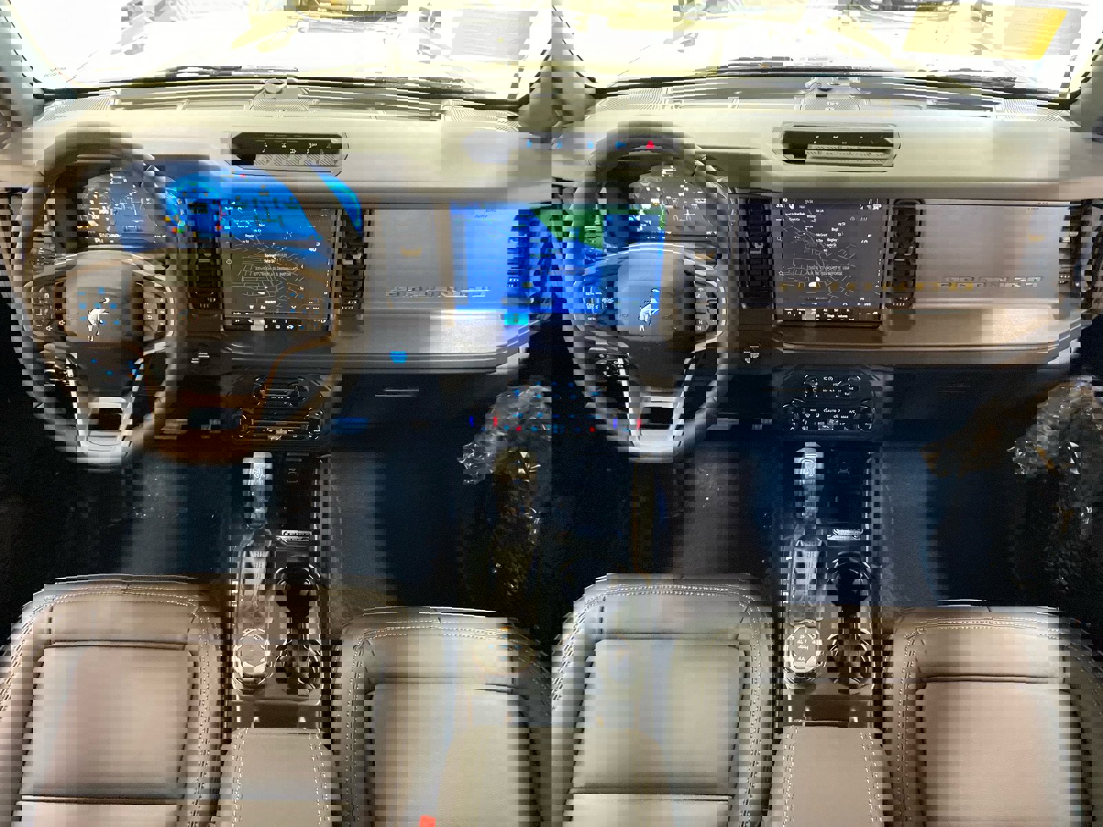 New 2026 Ford Bronco Badlands image 10