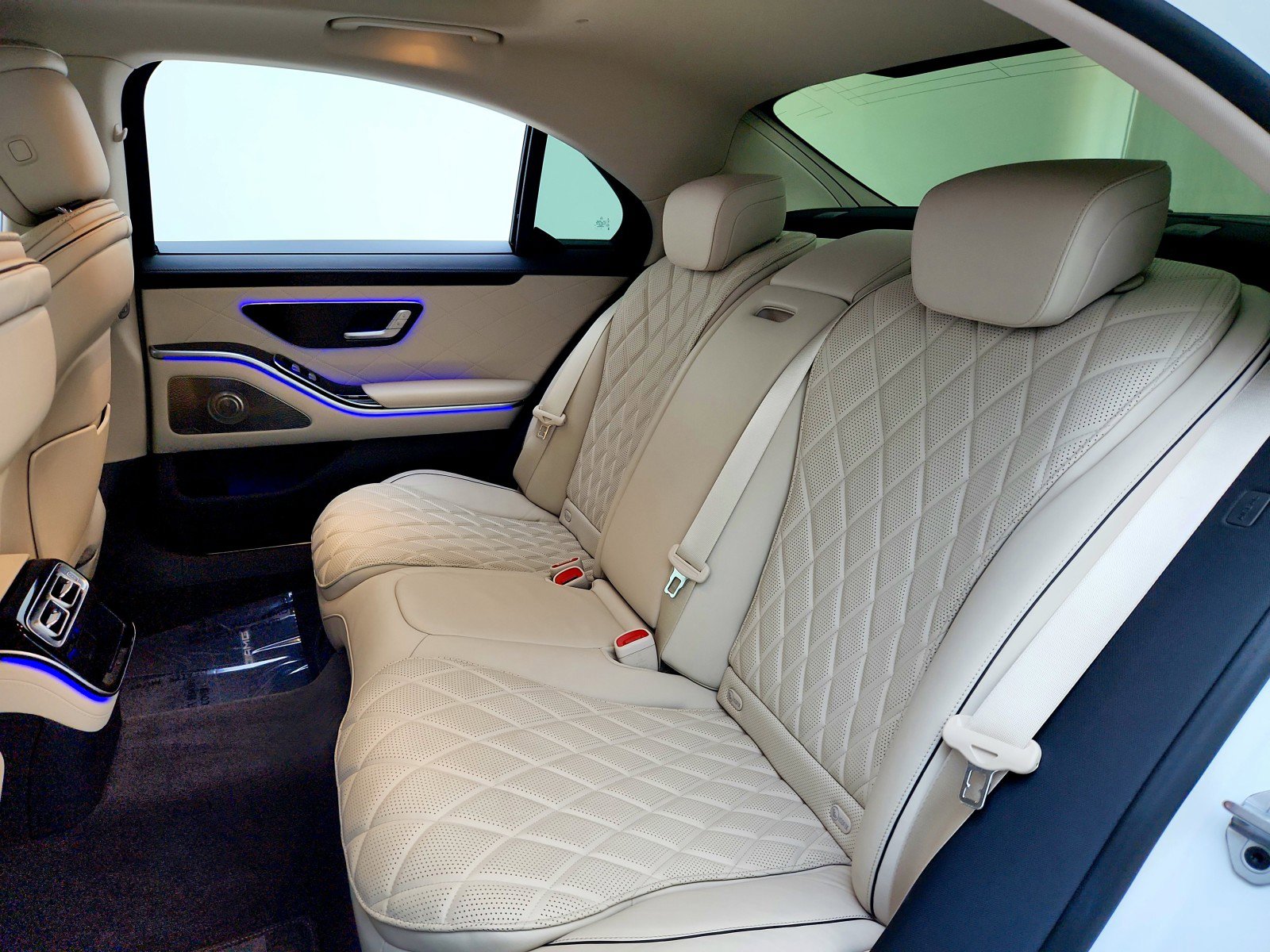 Certified 2022 Mercedes-Benz S 500 4MATIC image 22