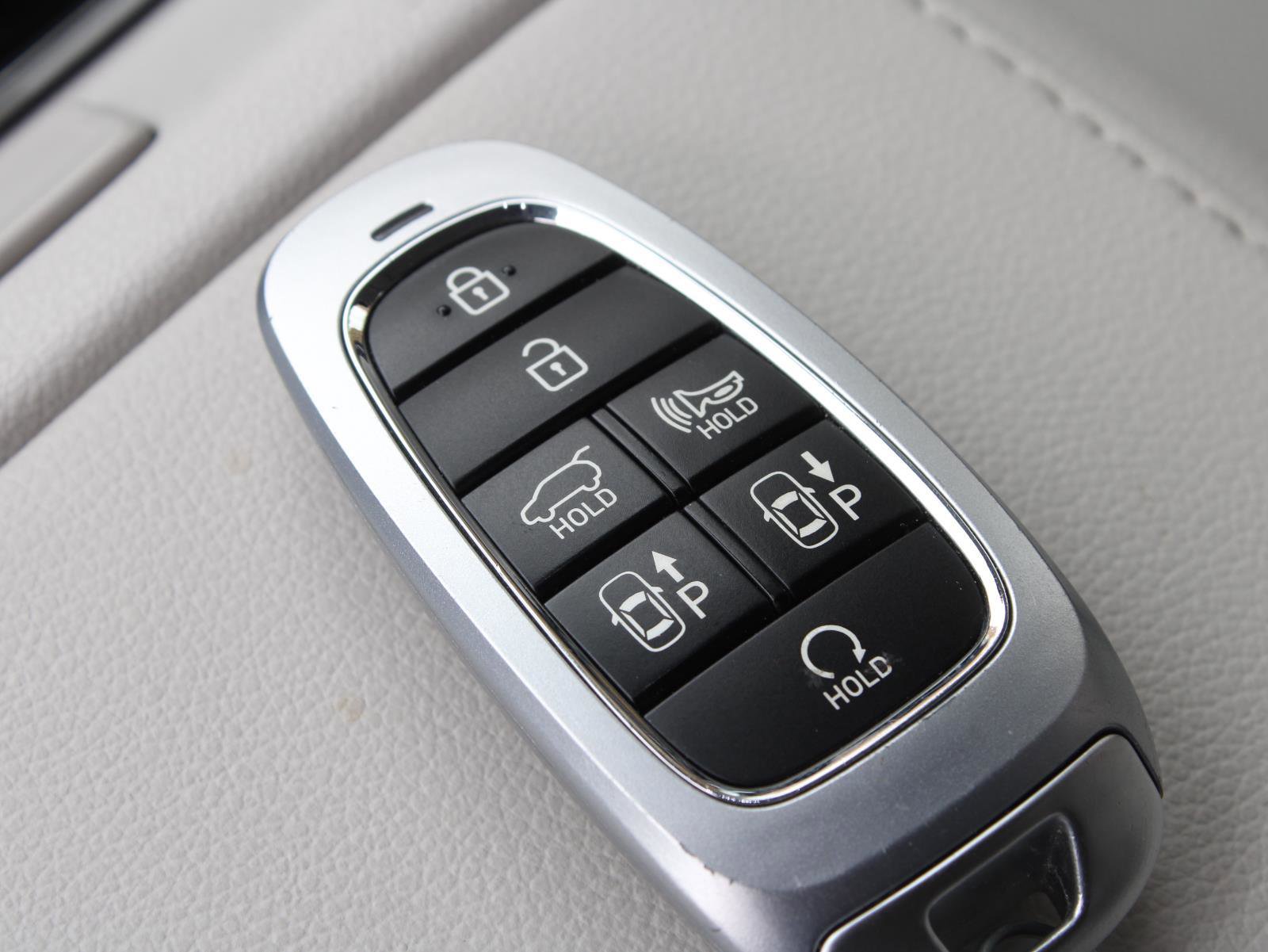 Used 2024 Hyundai Tucson Limited image 13