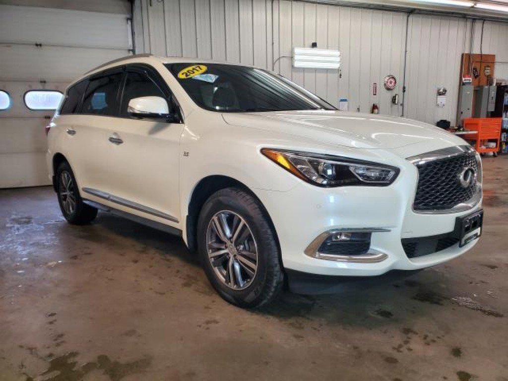 Used 2017 INFINITI QX60 AWD w/ Premium Plus Package image 2