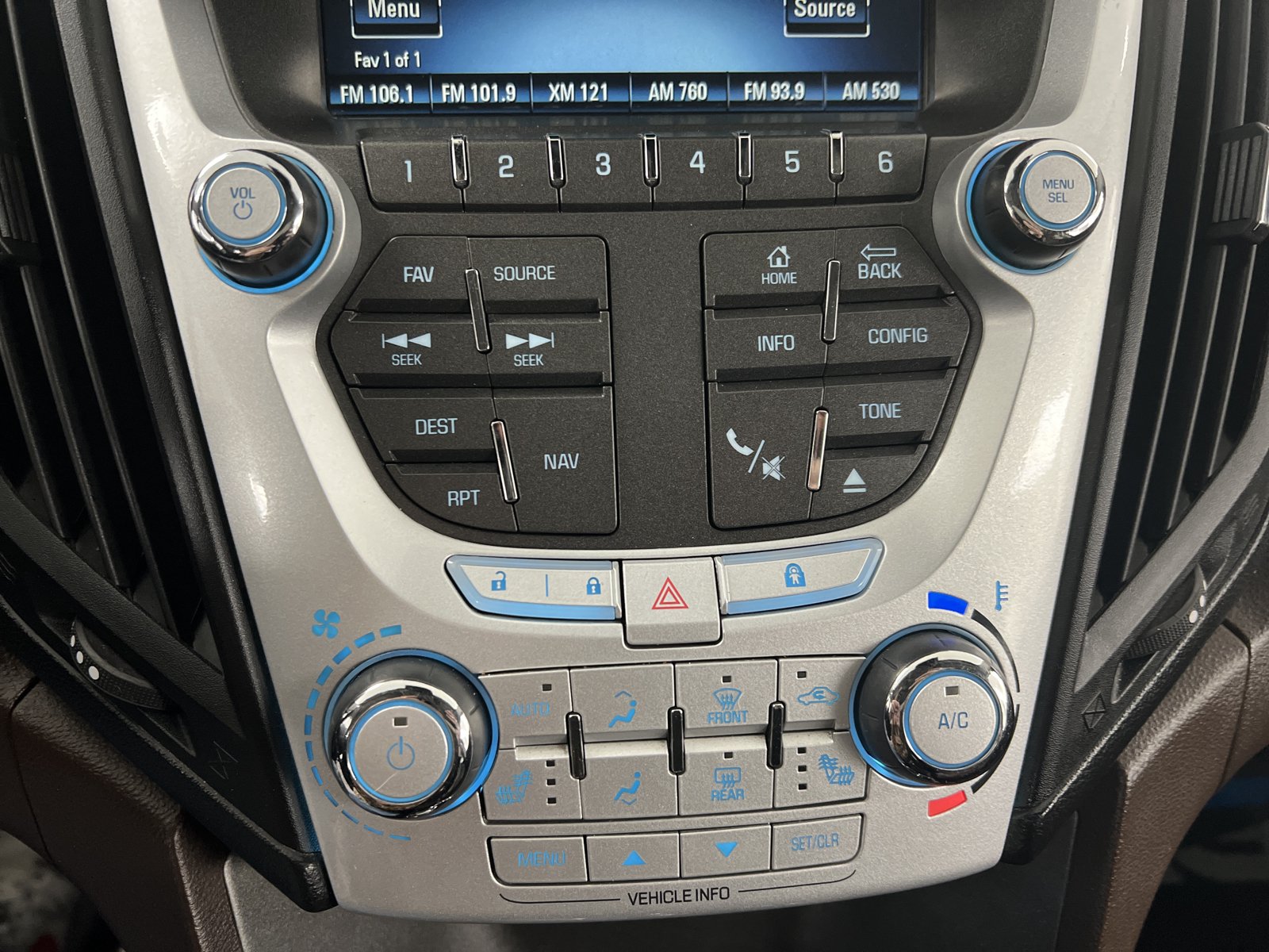 Used 2013 Chevrolet Equinox LTZ w/ LPO, Protection Package FWD image 17