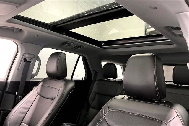 Used 2020 Ford Explorer Limited w/ Equipment Group 310A image 39