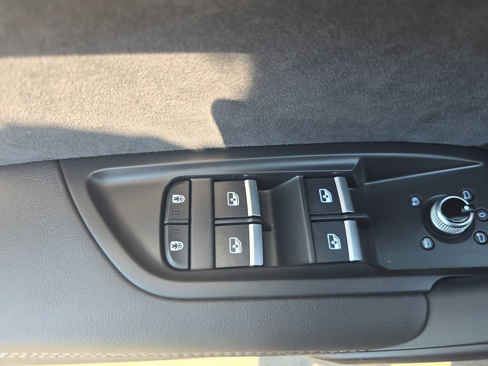 New 2025 Audi Q5 e Premium Plus image 23
