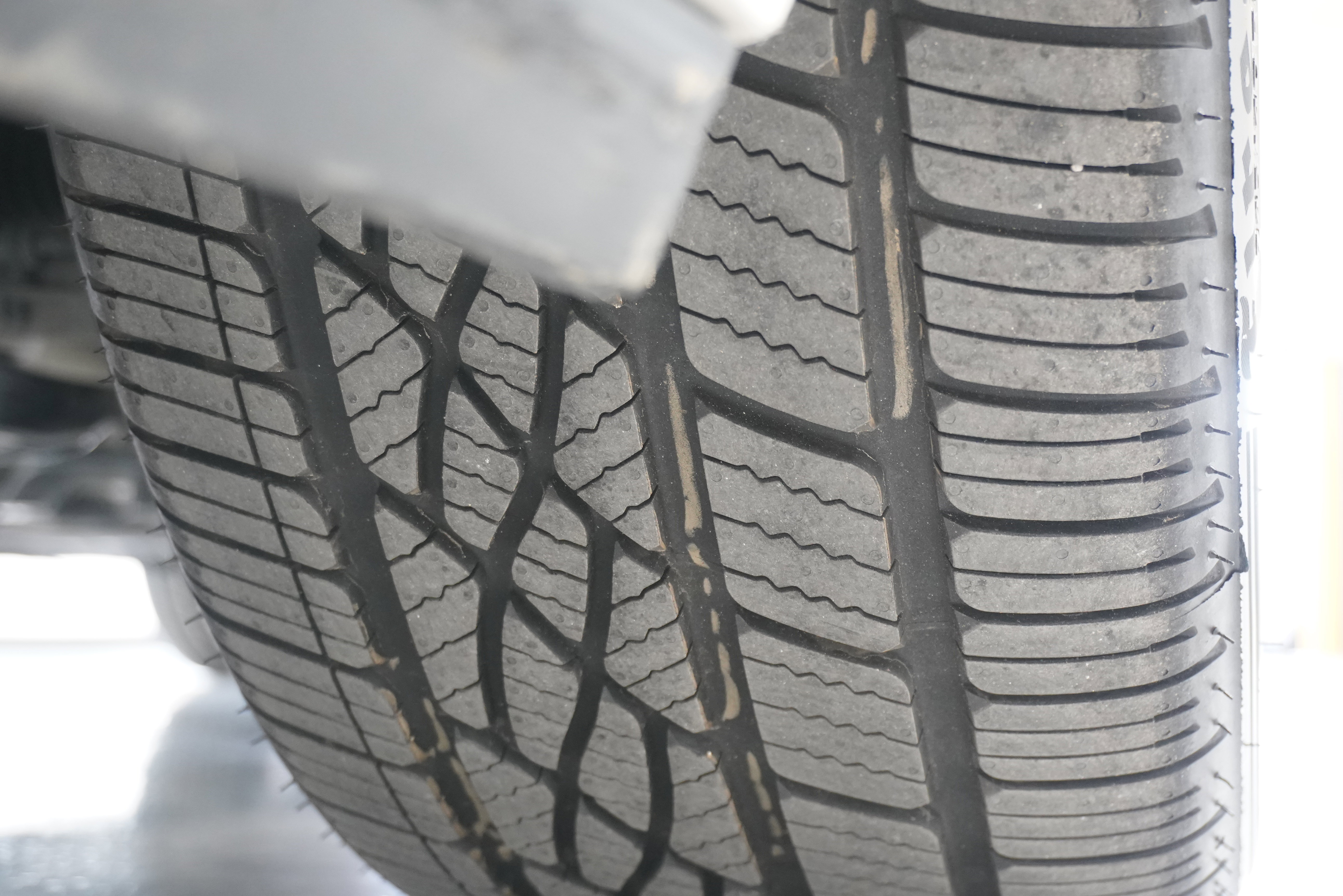 Used 2014 Cadillac XTS Premium w/ Driver Assist Package FWD image 28