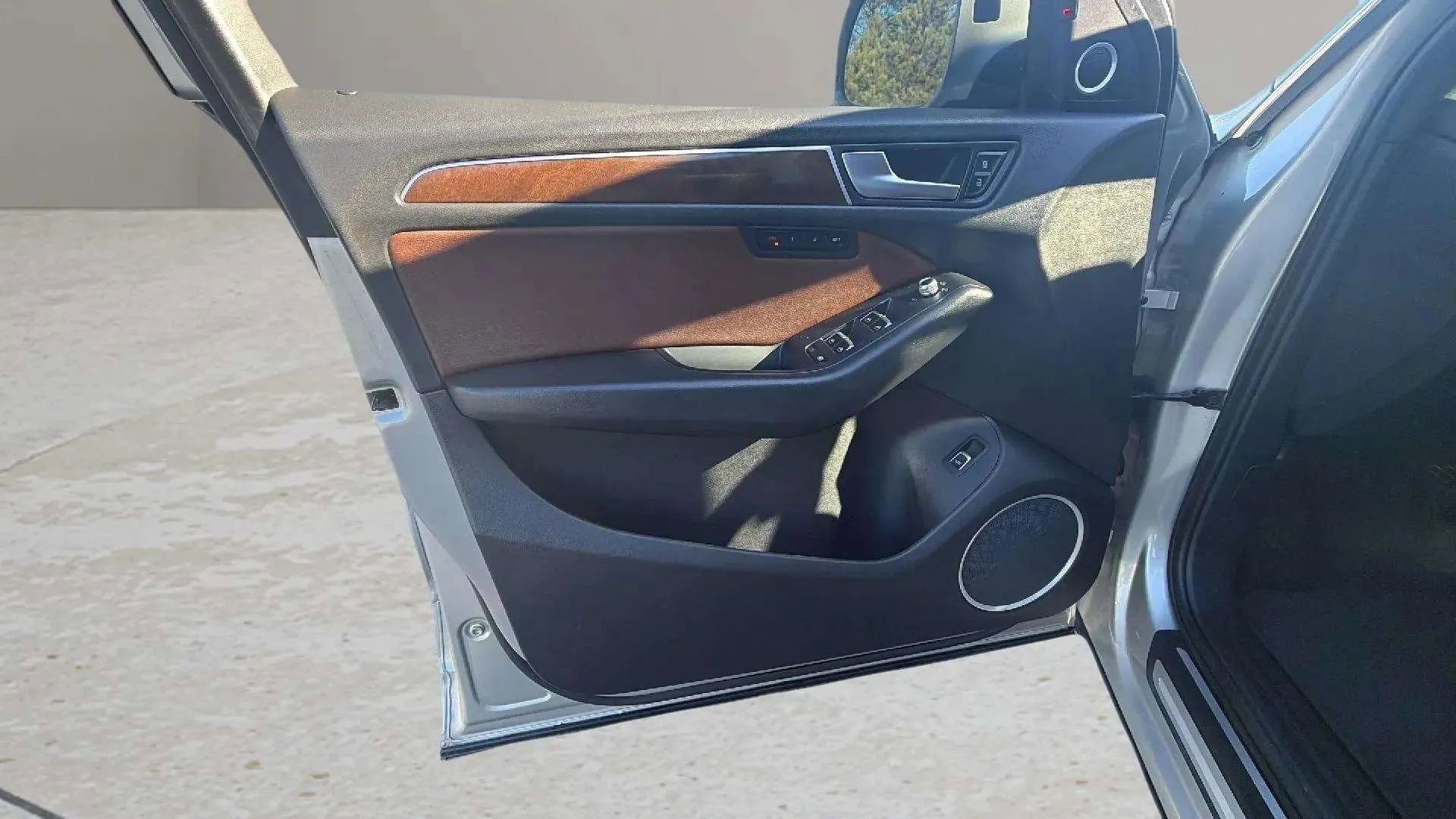 Used 2016 Audi Q5 3.0T Premium Plus image 24