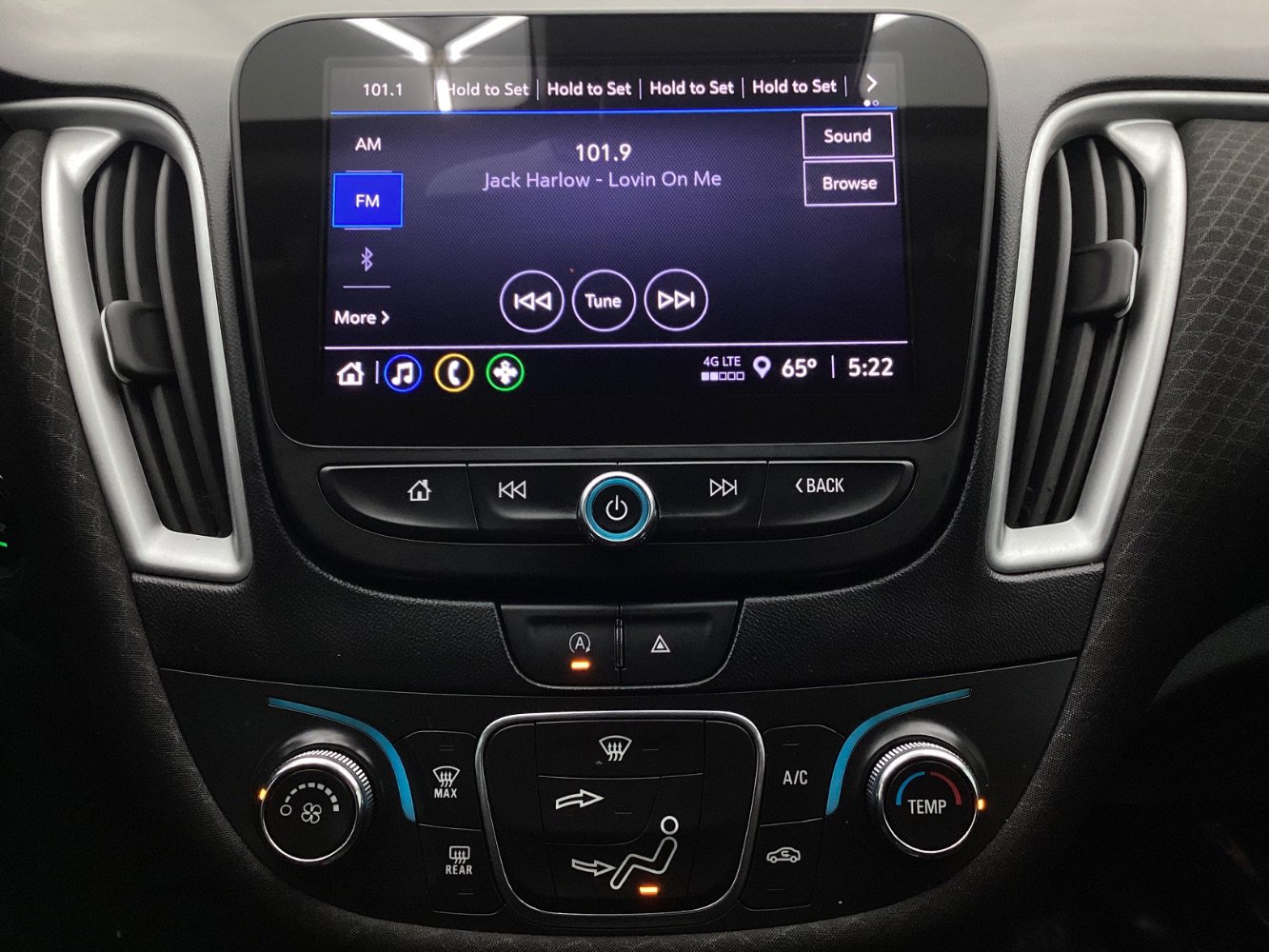 Used 2024 Chevrolet Malibu LS image 34