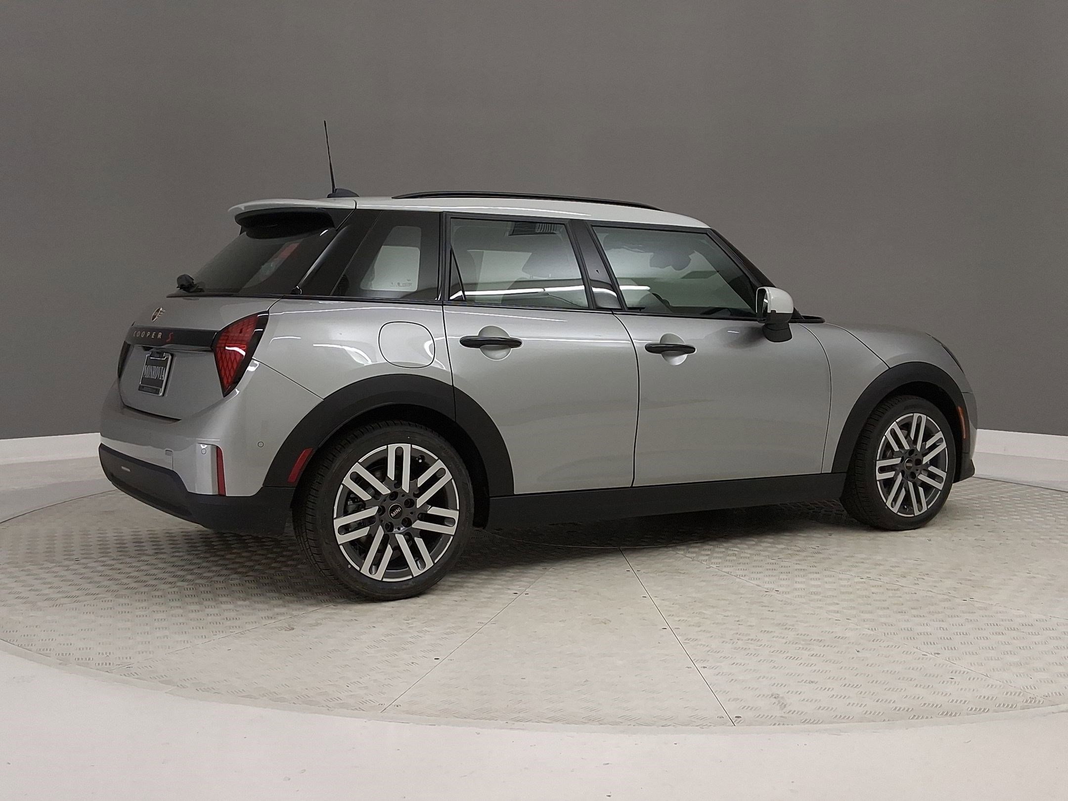 New 2026 MINI Cooper S image 7