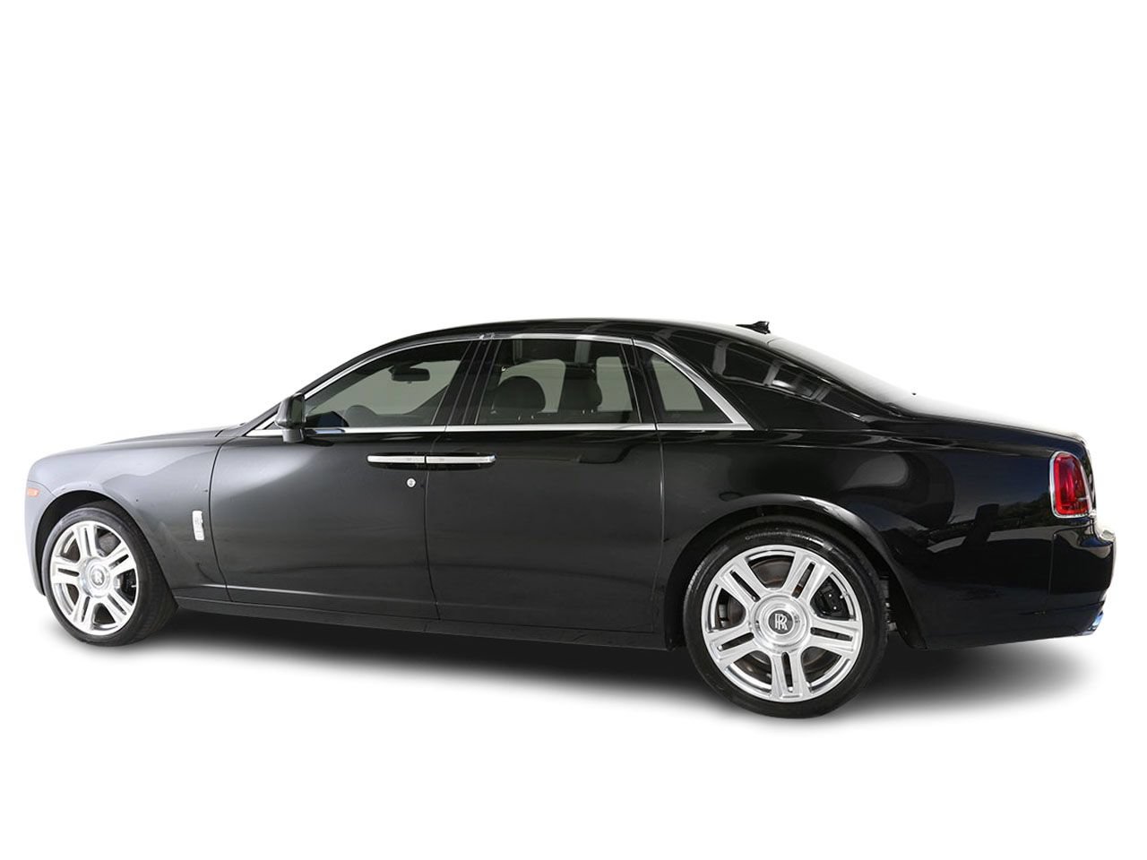 Used 2017 Rolls-Royce Ghost RWD image 10