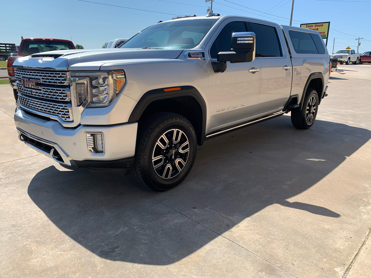 Used 2022 GMC Sierra 2500 Denali w/ Denali Ultimate Package image 3