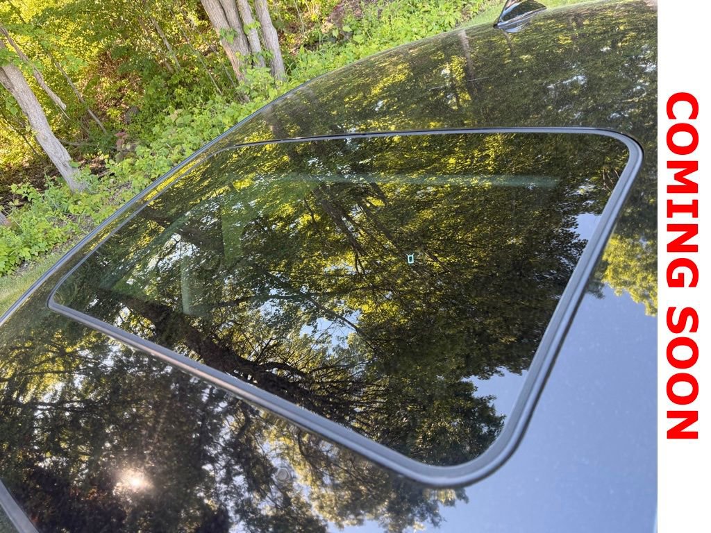 Used 2011 BMW 328i xDrive Sedan AWD/4WD image 10