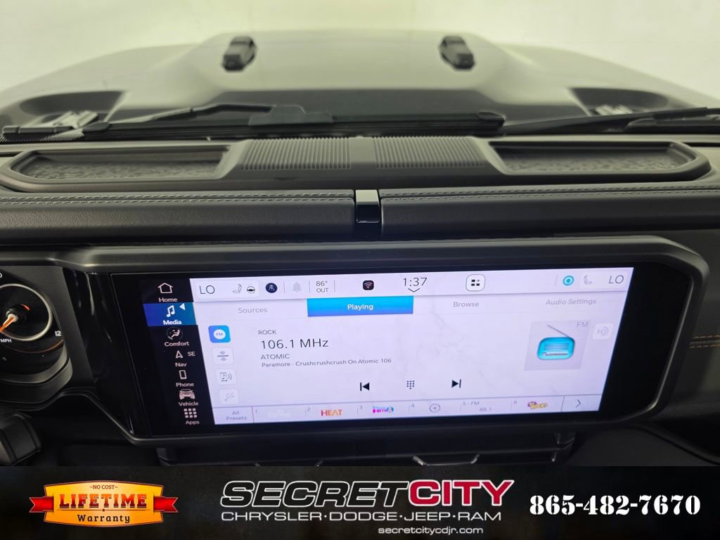 New 2025 Jeep Gladiator Mojave image 20